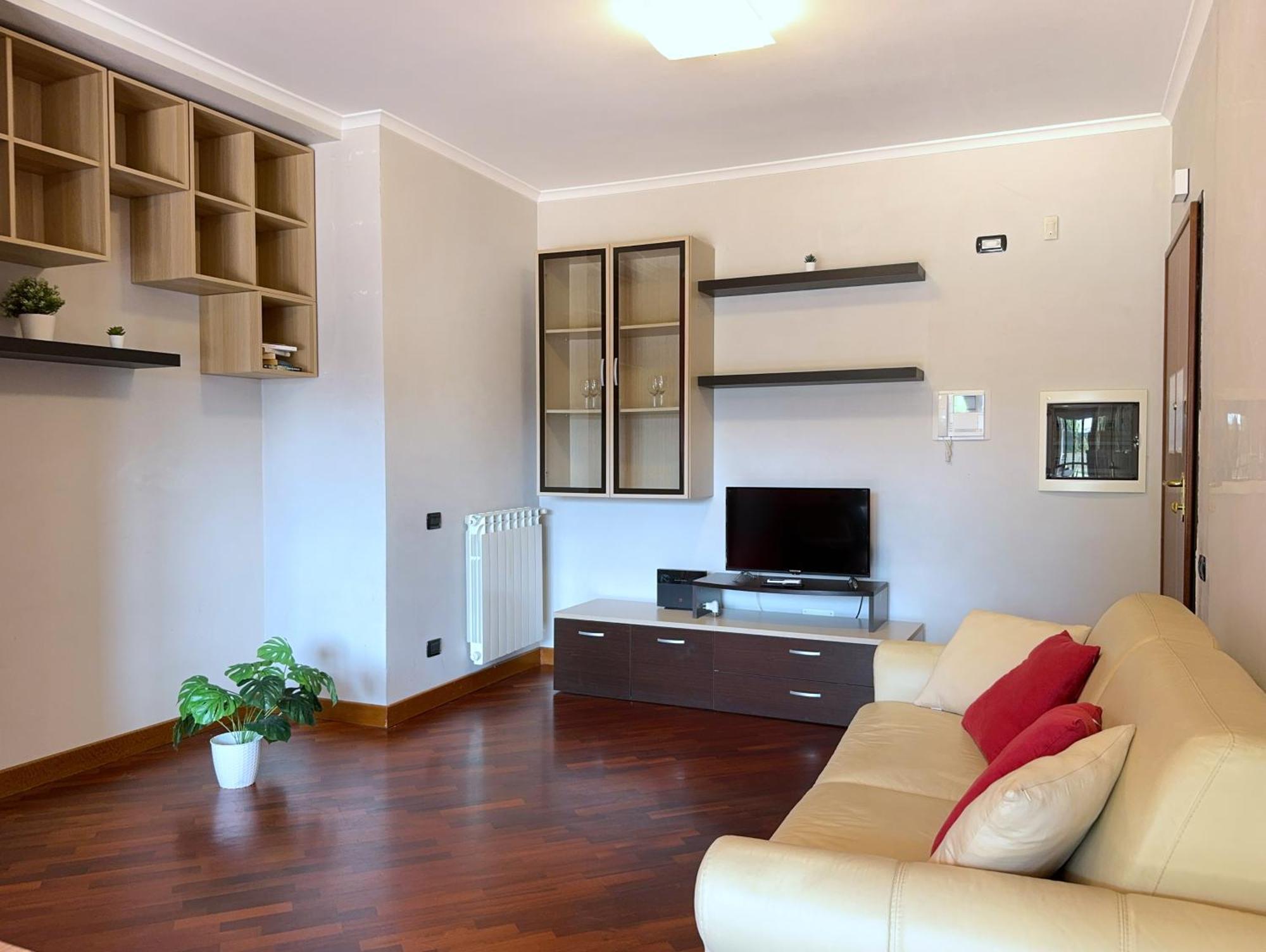 Sun Nest Apartment - Terrace & Garage Fiumicino Exterior photo